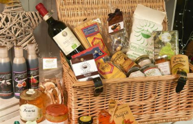 Why a Hamper Makes a Great Gift