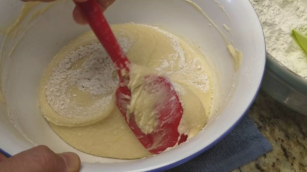 How to Fold Cake Batter with a Rubber Spatula