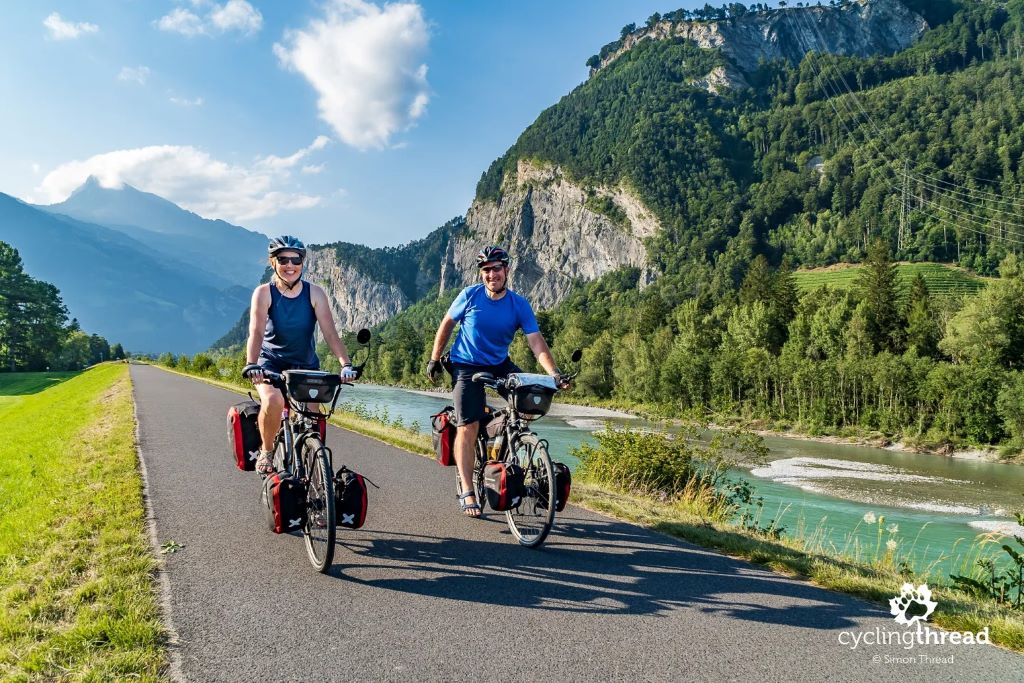 Cycling for Relaxation on Peaceful Routes