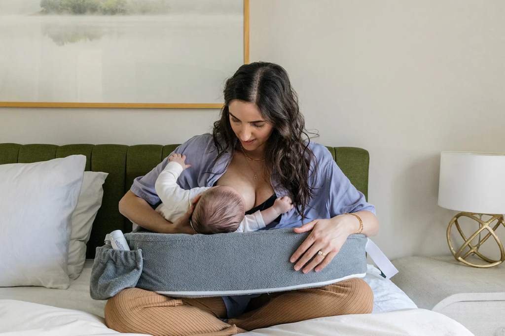 plus-size moms sharing laughs in a support circle